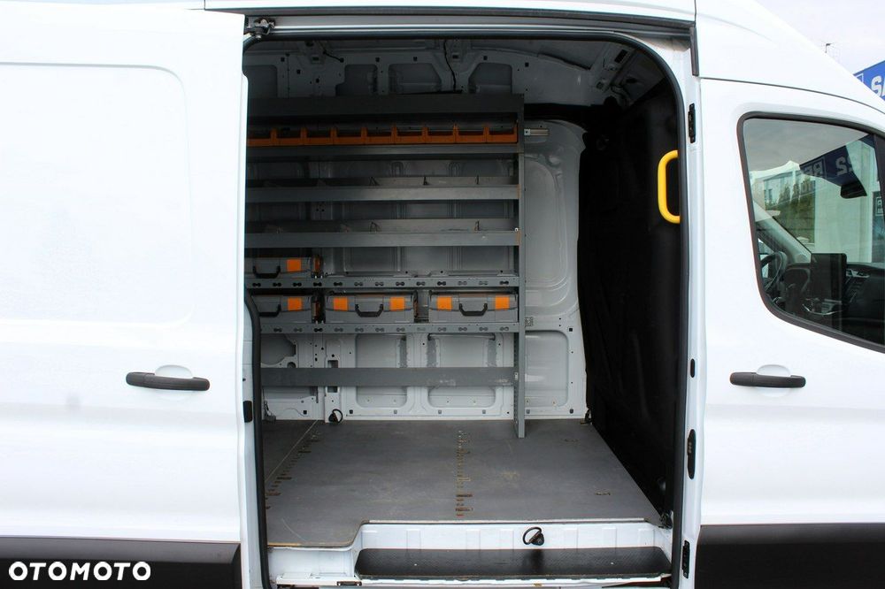 Ford Transit - 10