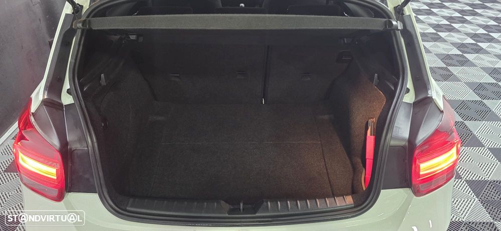 BMW 118 d Pack M - 26