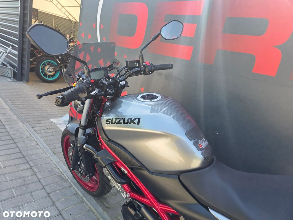 Suzuki SV - 9