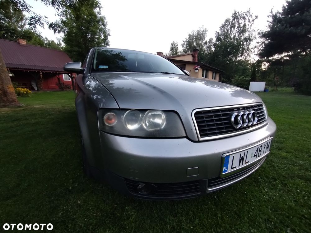 Audi A4 Limousine - 6