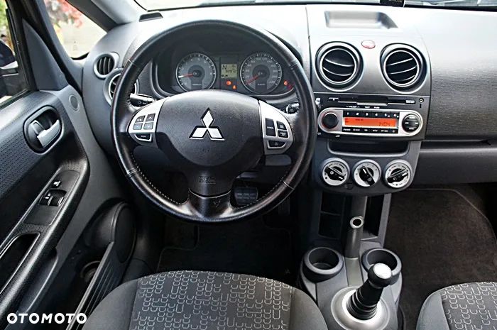 Mitsubishi Colt 1.3 Inform - 28