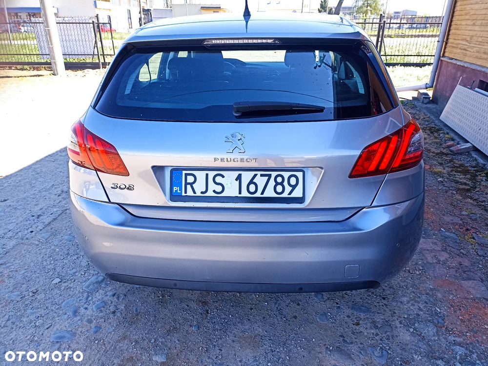 Peugeot 308 - 5