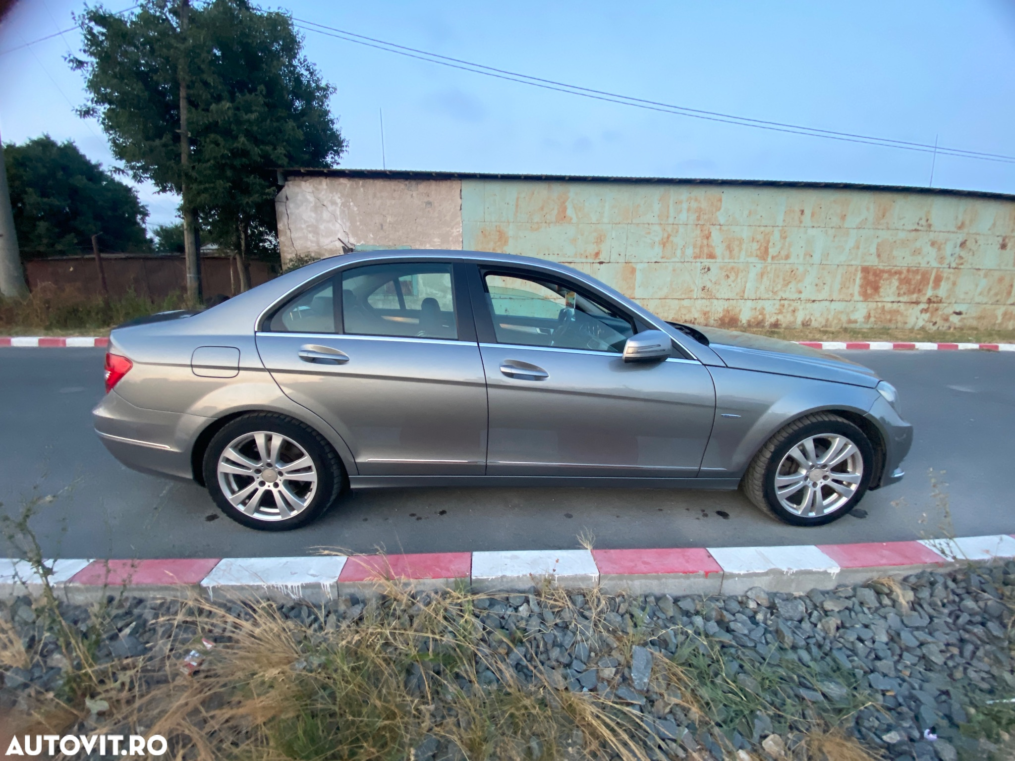 Mercedes-Benz C 220 CDI - 8