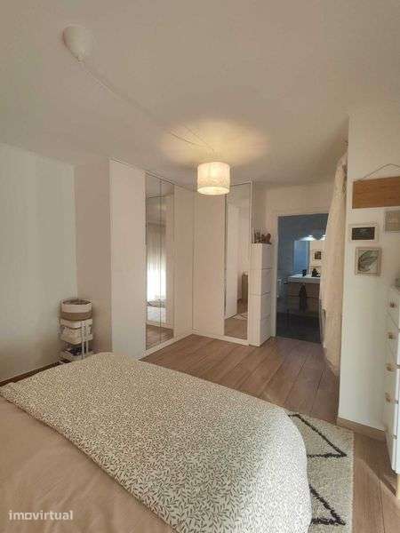 Moradia T2  72m2 com terreno 400m2 (Benfeitoria) - Grande imagem: 5/11