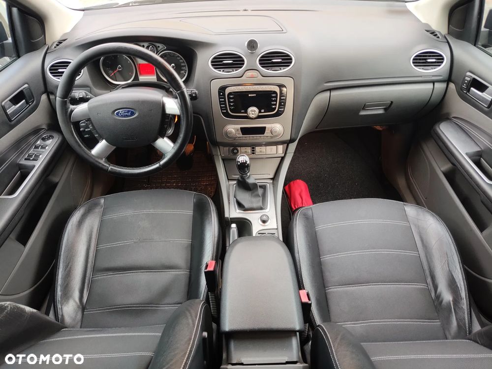Ford Focus 2009 photo 5