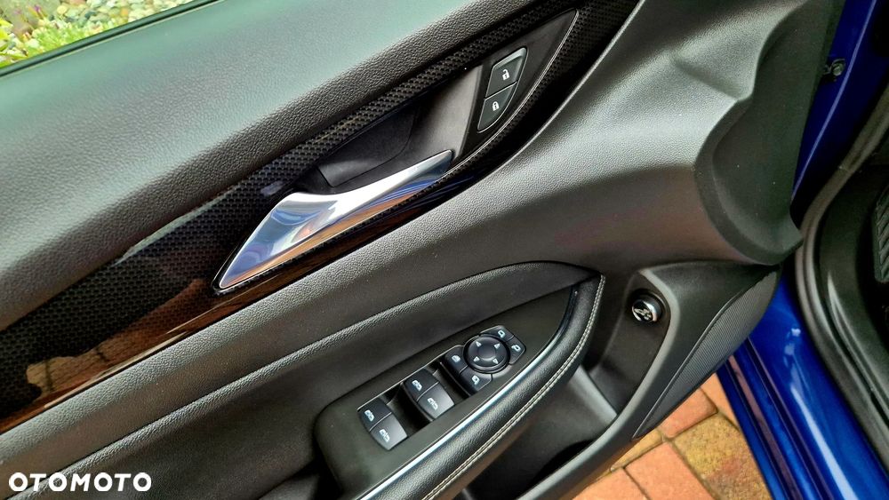 Opel Insignia 2.0 CDTI Business Elegance S&S - 38