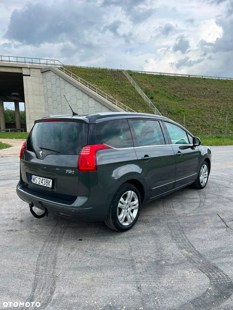 Peugeot 5008 1.6 HDi Premium - 12