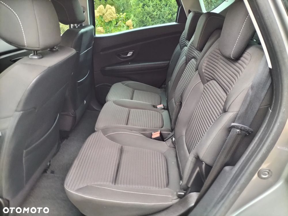 Renault Scenic - 23