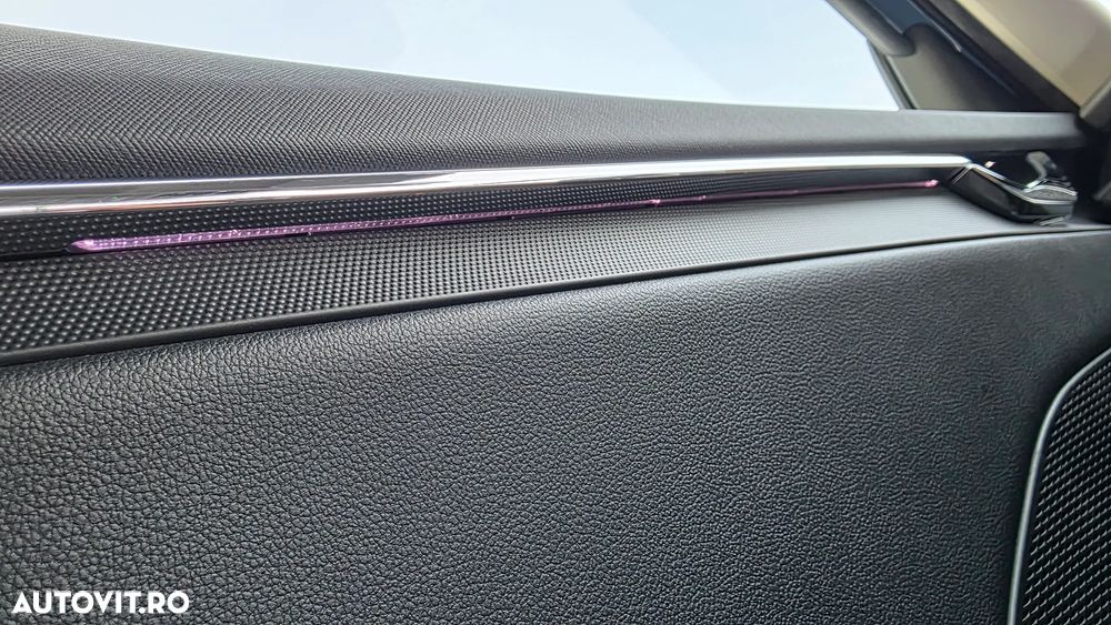 Skoda Octavia 2.0 TDI STYLE DSG - 35