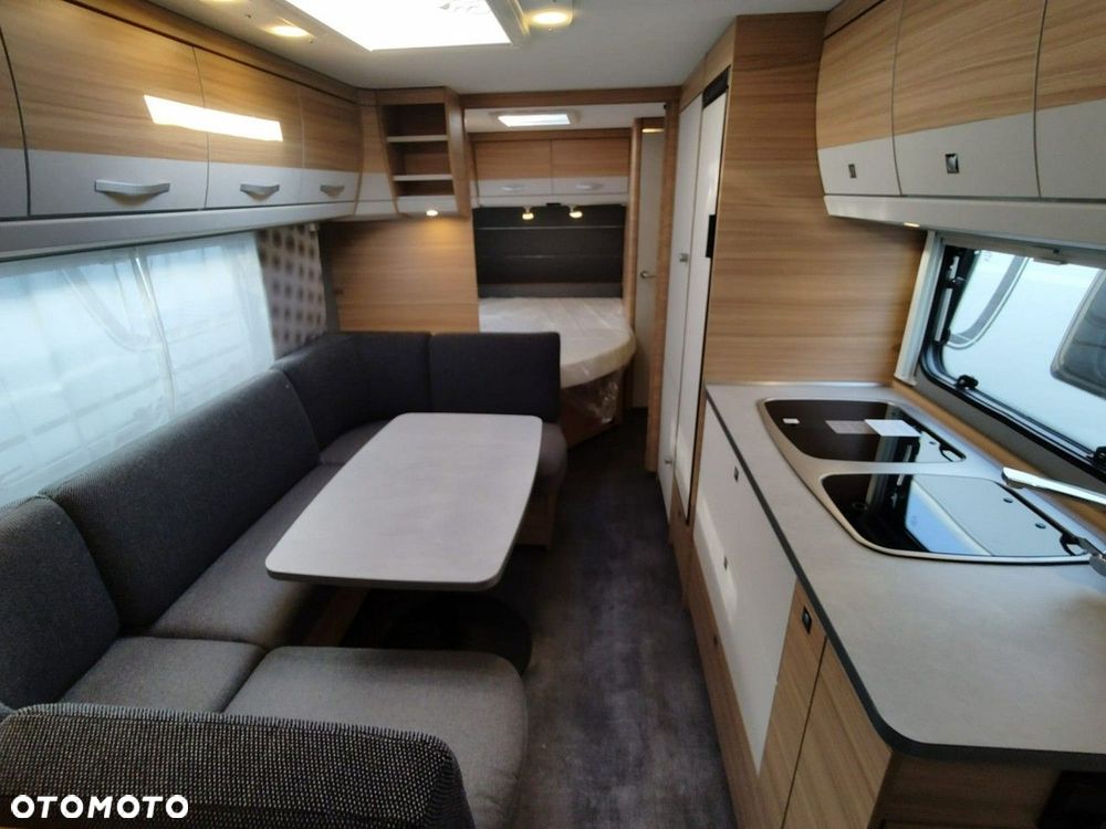 Dethleffs Camper 560 FMK - 6