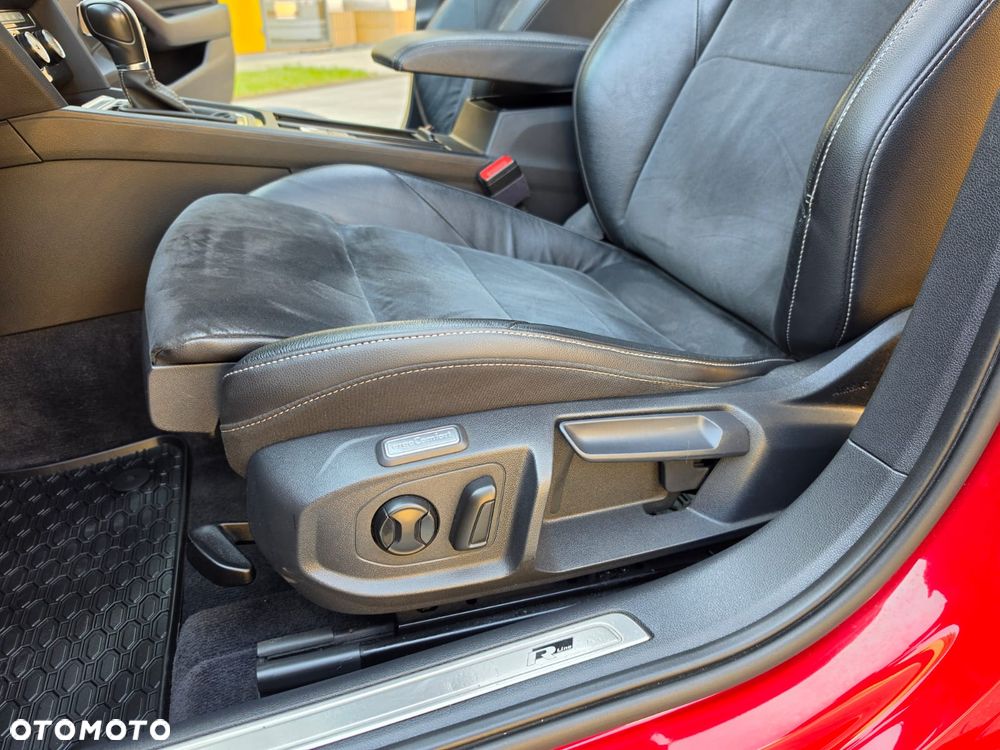 Volkswagen Arteon 2.0 TDI SCR R-Line DSG - 25