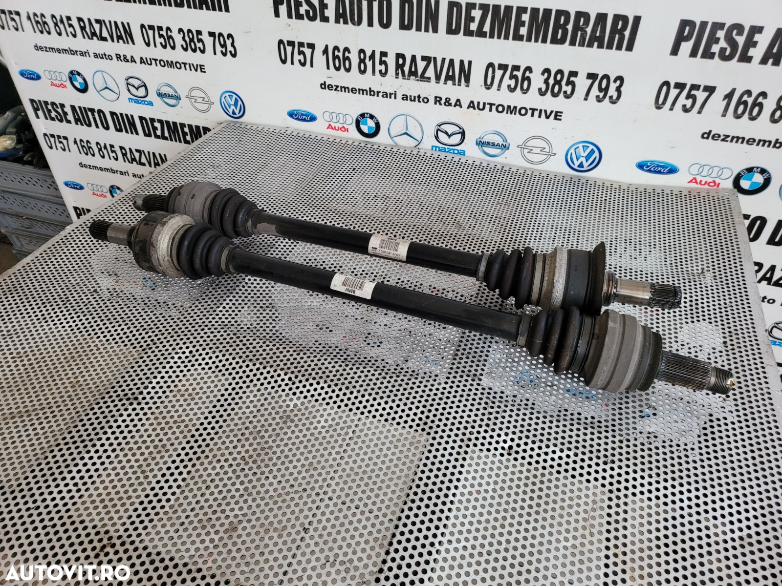Planetare Planetara Stanga Dreapta Spate Bmw X4 F26 2.0 Diesel Motor B47 Masina Cu 22.000 Km Ca Si Noi Dezmembrez Bmw X4 F26 2.0 Diesel Motor B47 Xdrive 4x4 Volan Stanga Bi-Xenon - 2