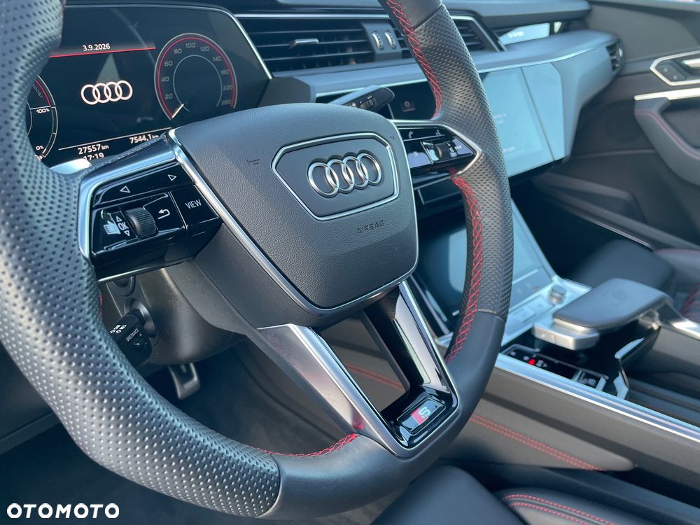 Audi SQ8 e-tron 114kWh Quattro - 32