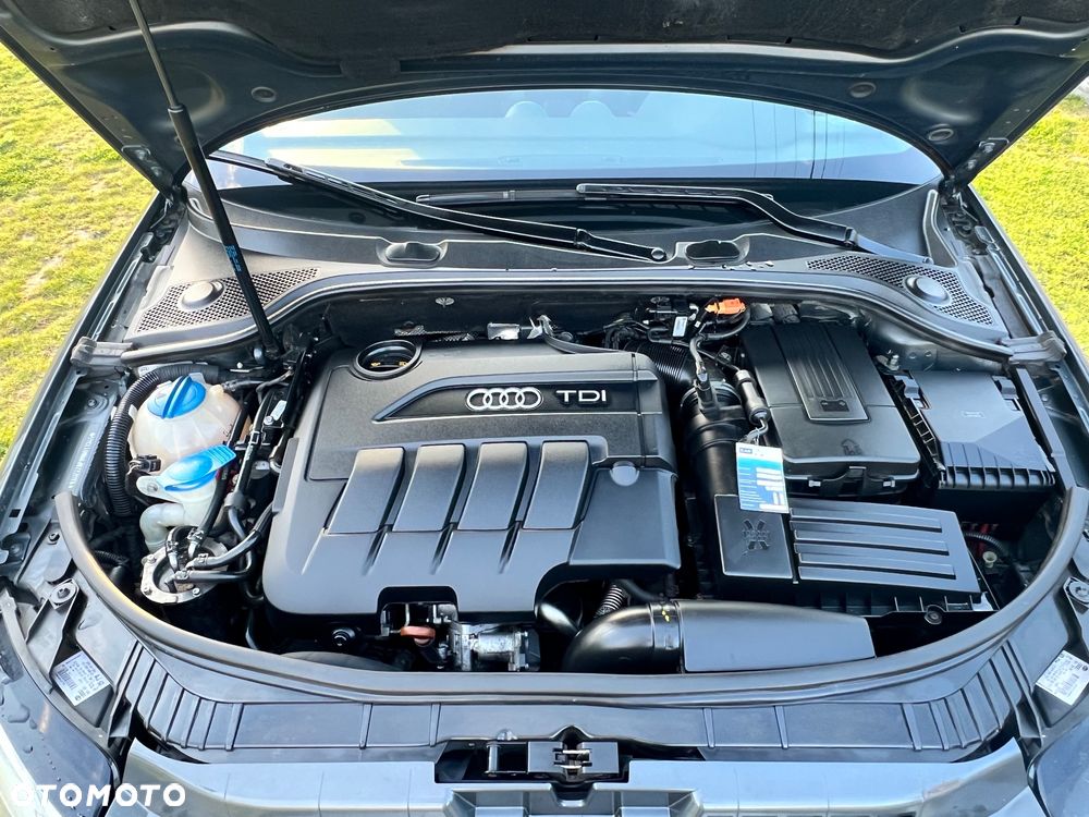 Audi A3 Sportback 2.0 TDI DPF S line Sportpaket (plus) - 23