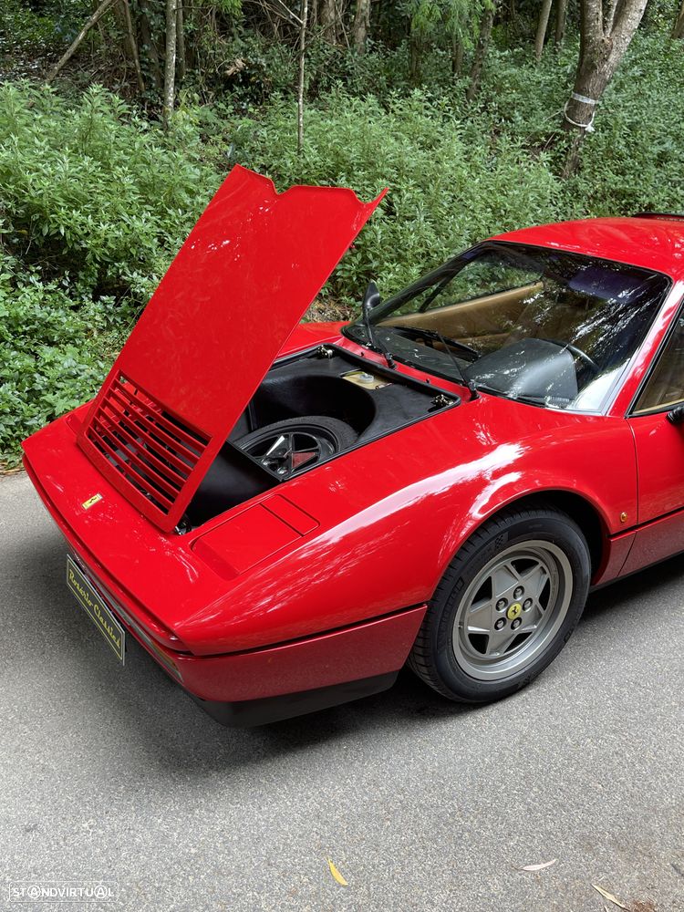 Ferrari 208 - 11
