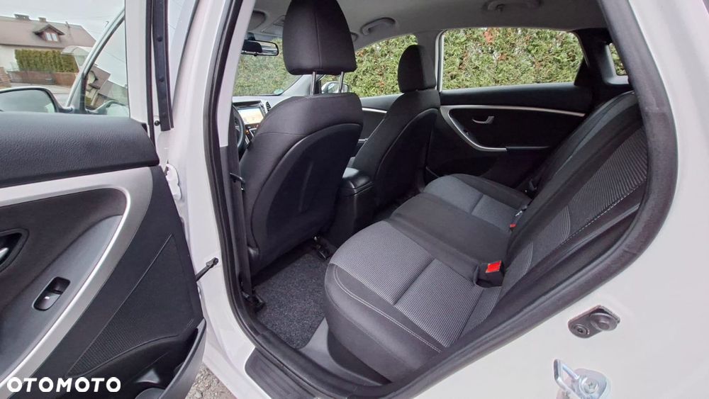 Hyundai i30 1.4 Fifa World Cup Edition - 21