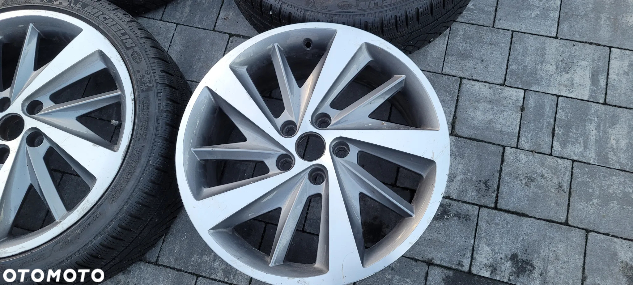 felgi aluminiowe SEAT LEON FR 5F 18x7,5" rozstaw 5x112mm, - 5