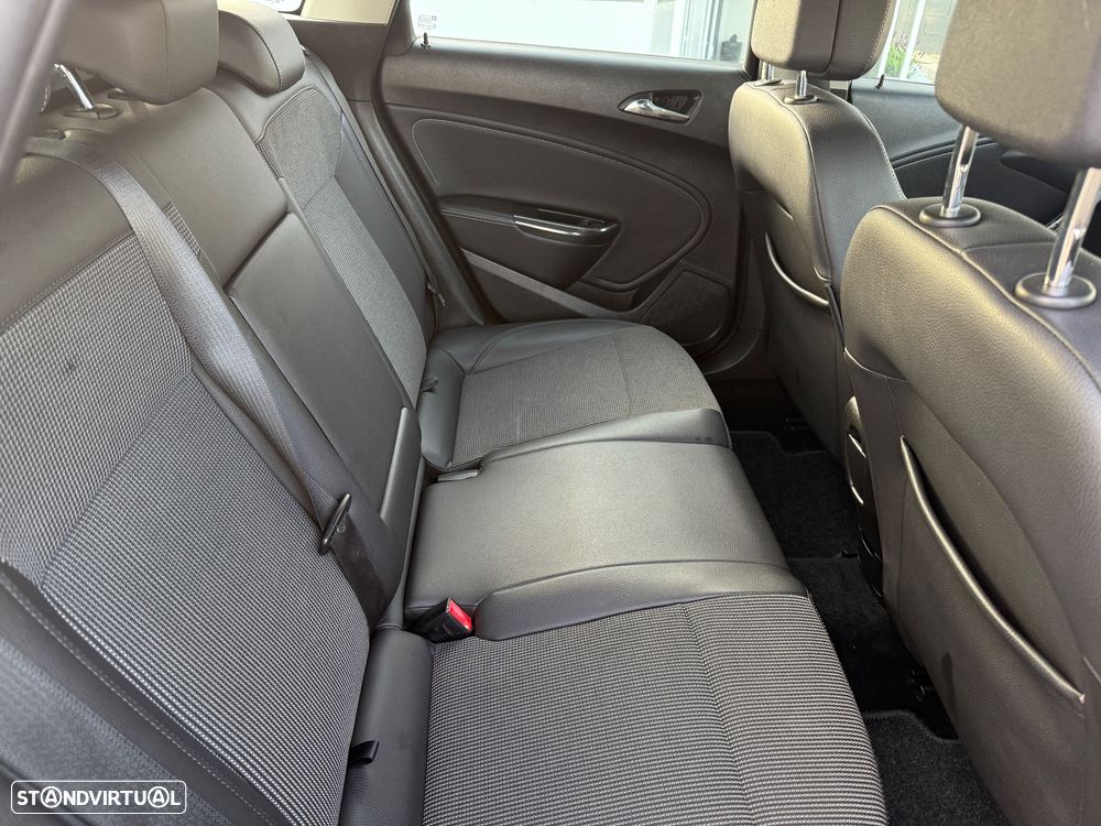 Opel Astra Sports Tourer 1.7 CDTi Cosmo - 14