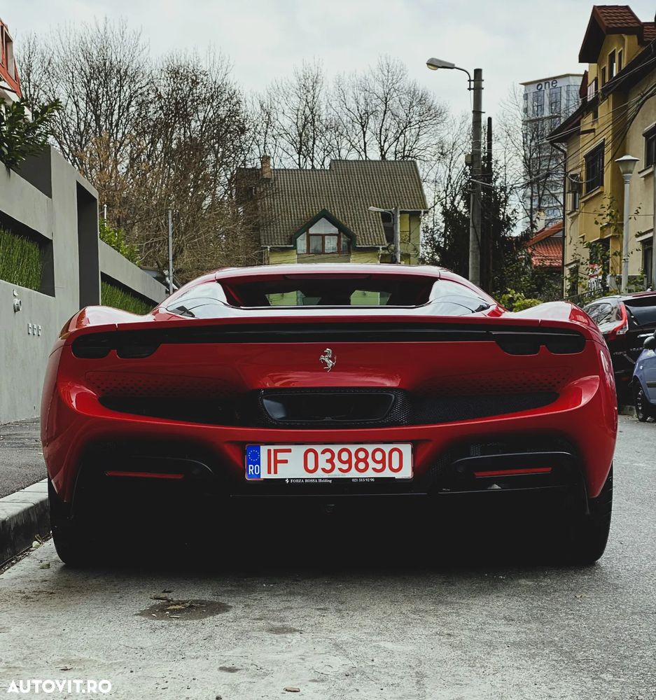 Ferrari 296 GTS - 7