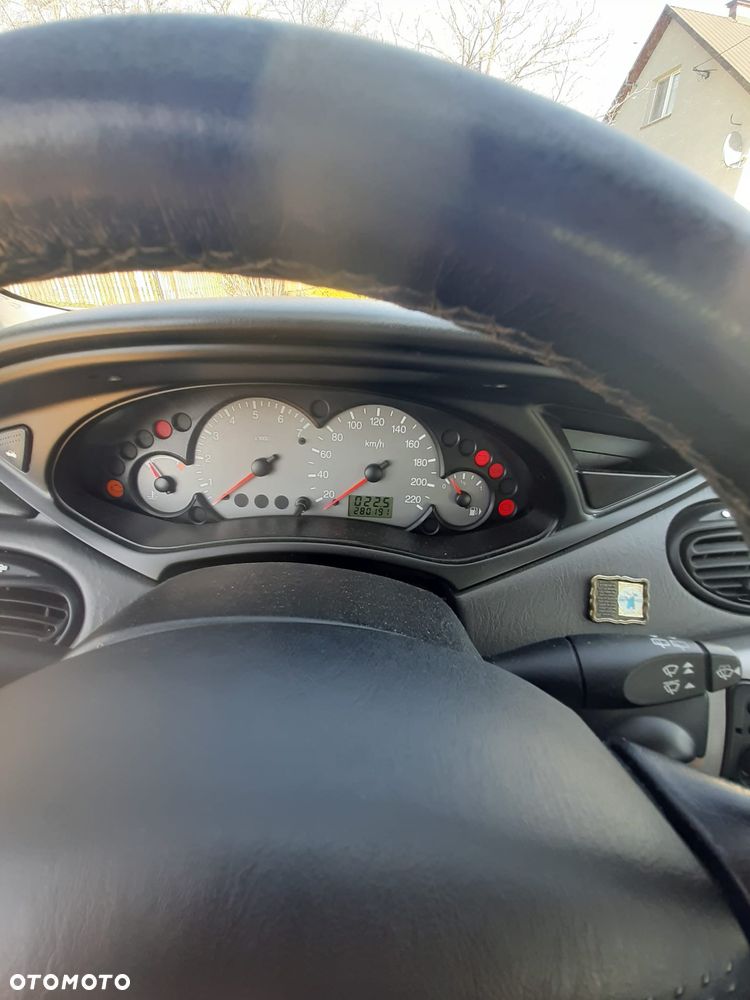 Ford Focus - 8