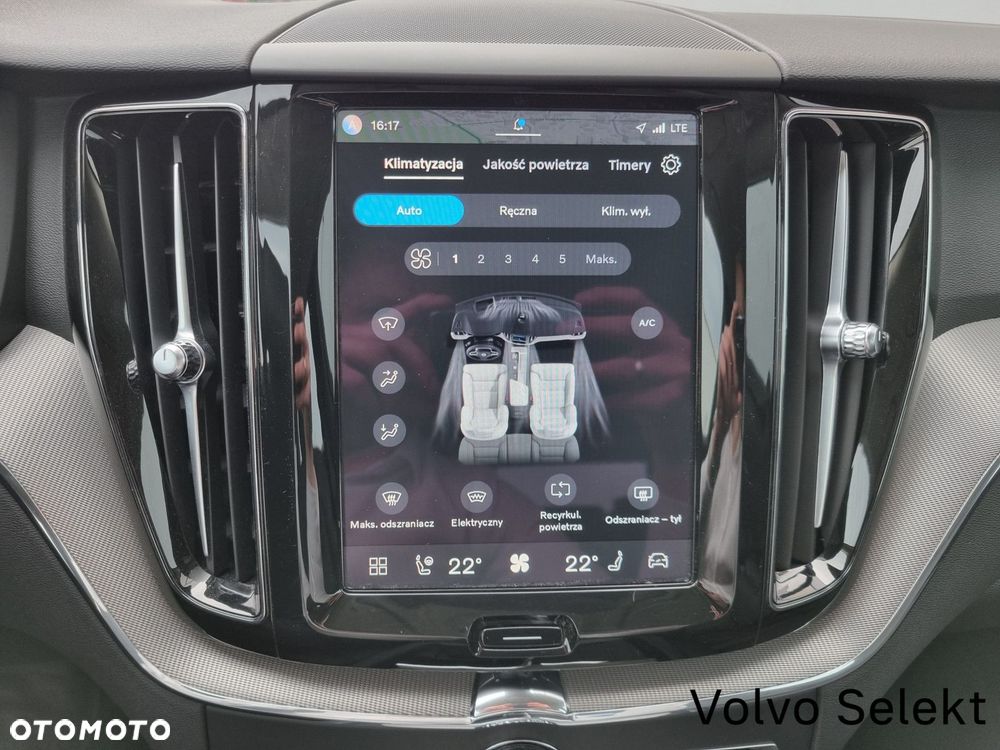 Volvo XC 60 - 32