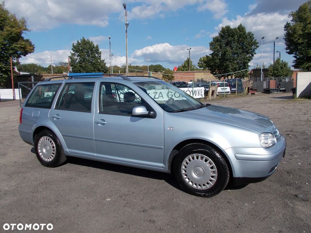 Volkswagen Golf Variant 1.6 Pacific - 2