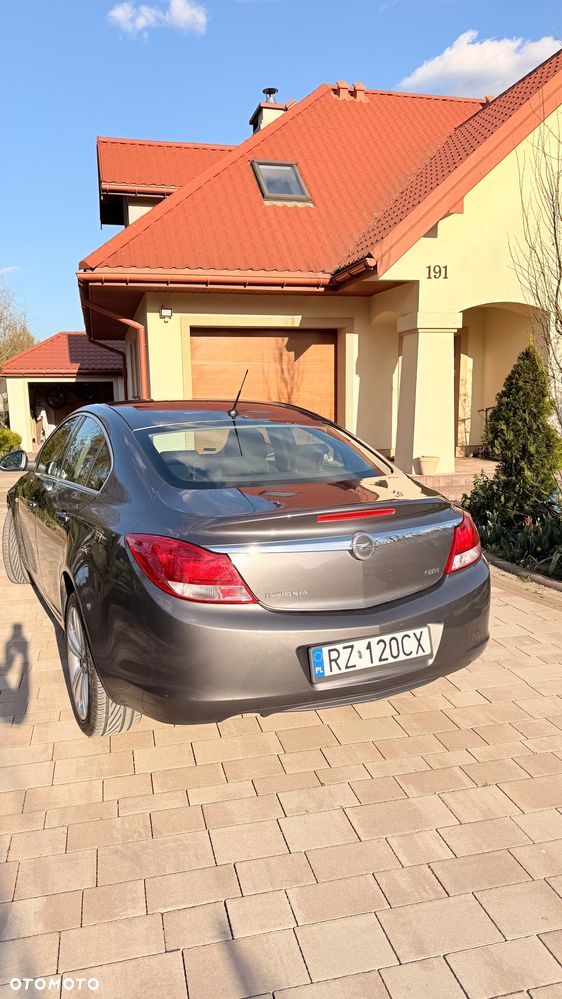Opel Insignia 2.0 CDTI - 6