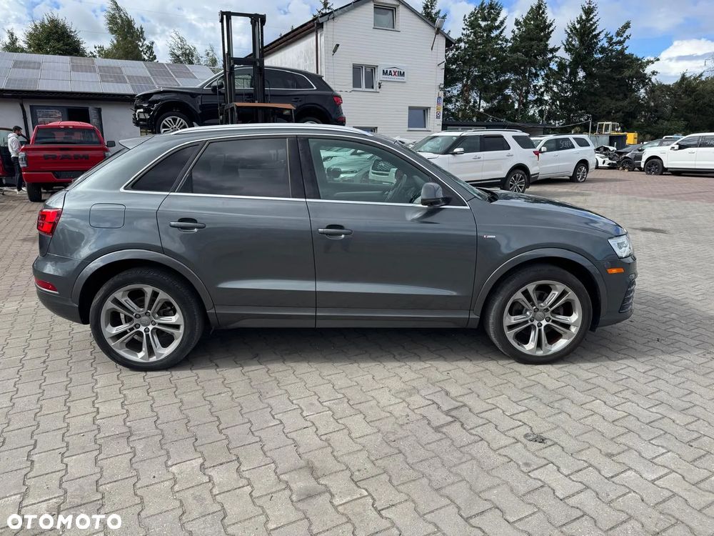 Audi Q3 - 6