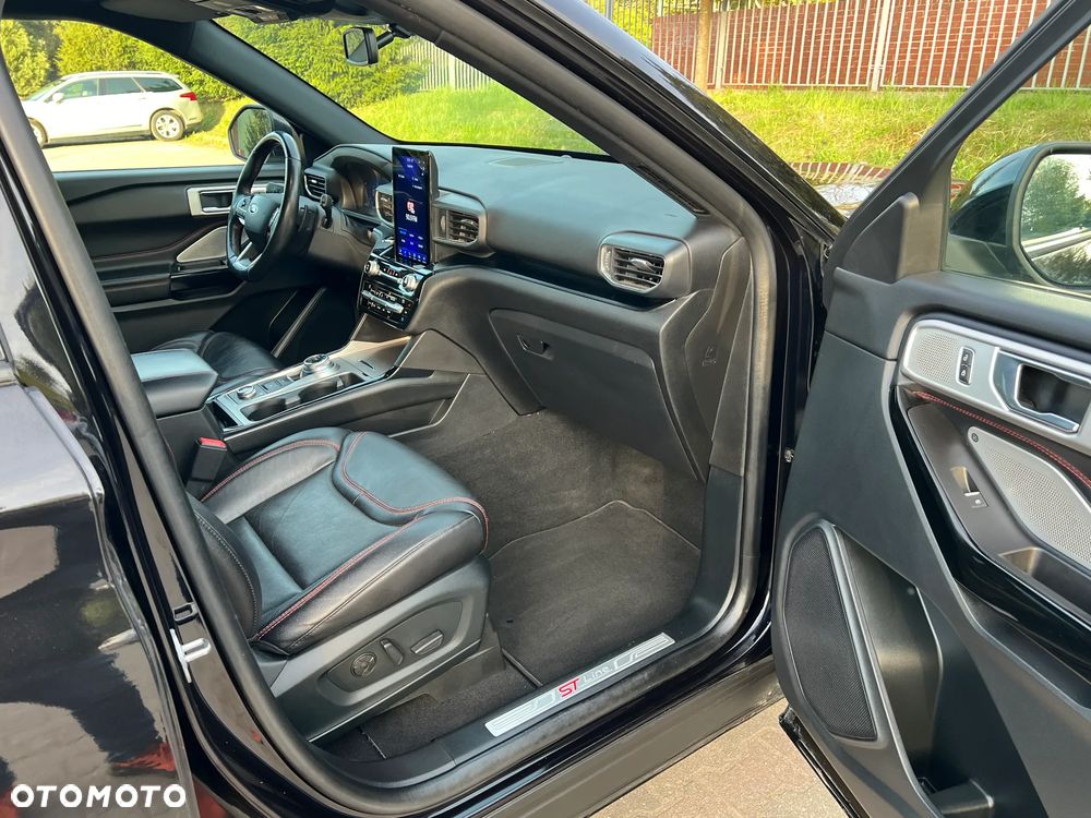 Ford Explorer 3.0 EcoBoost PHEV 4WD ST-Line - 18