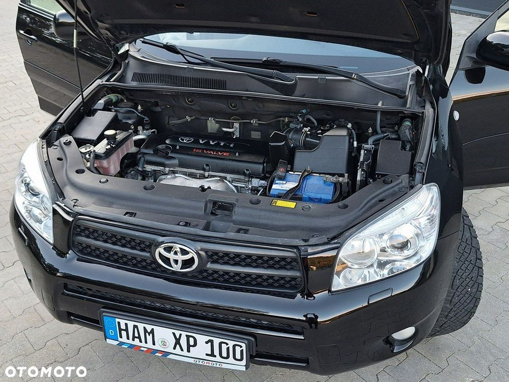Toyota RAV4 - 18