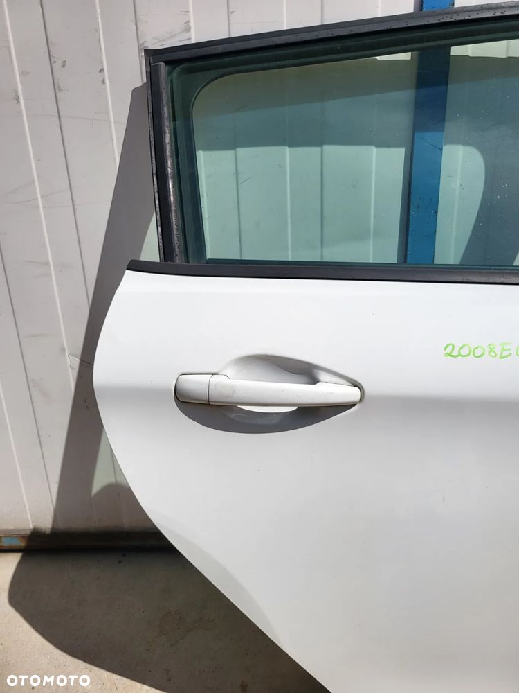 Drzwi prawe tylne tył Peugeot 2008 EWP - 2