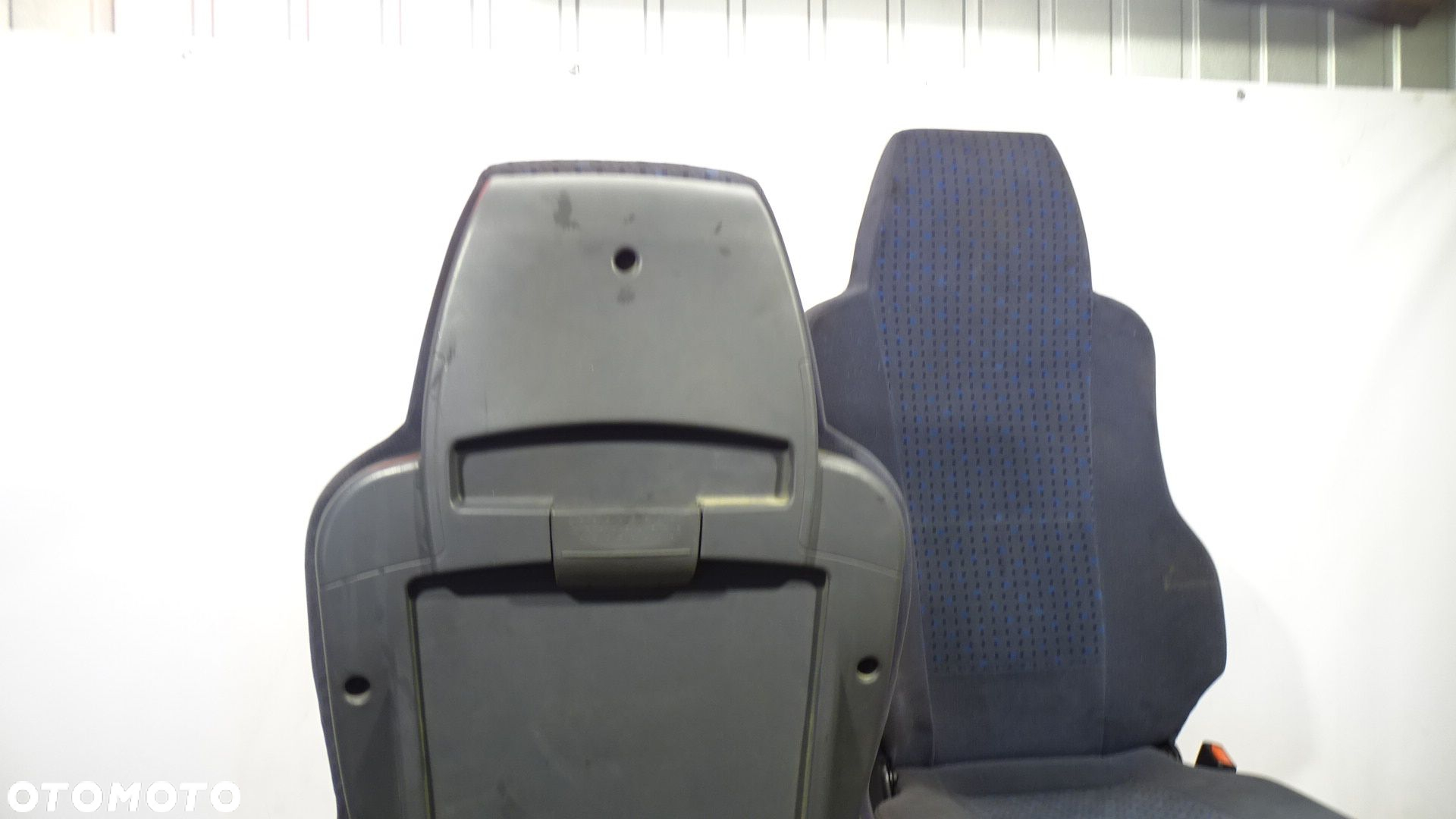 FOTELE PASAŻERA MAN TGL 12.210 - 9