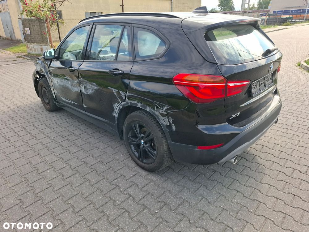 BMW X1 sDrive18d - 3