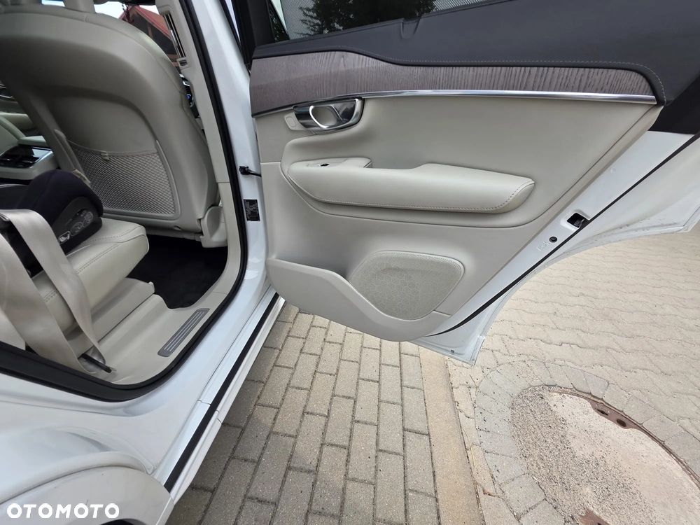 Volvo XC 90 B5 D AWD Inscription 7os - 27