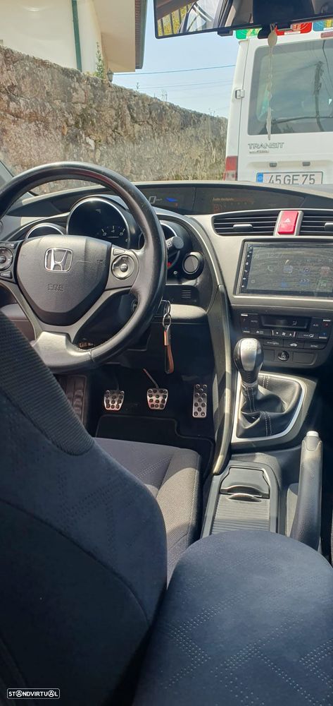 Honda Civic 1.8i-VTEC Sport - 24