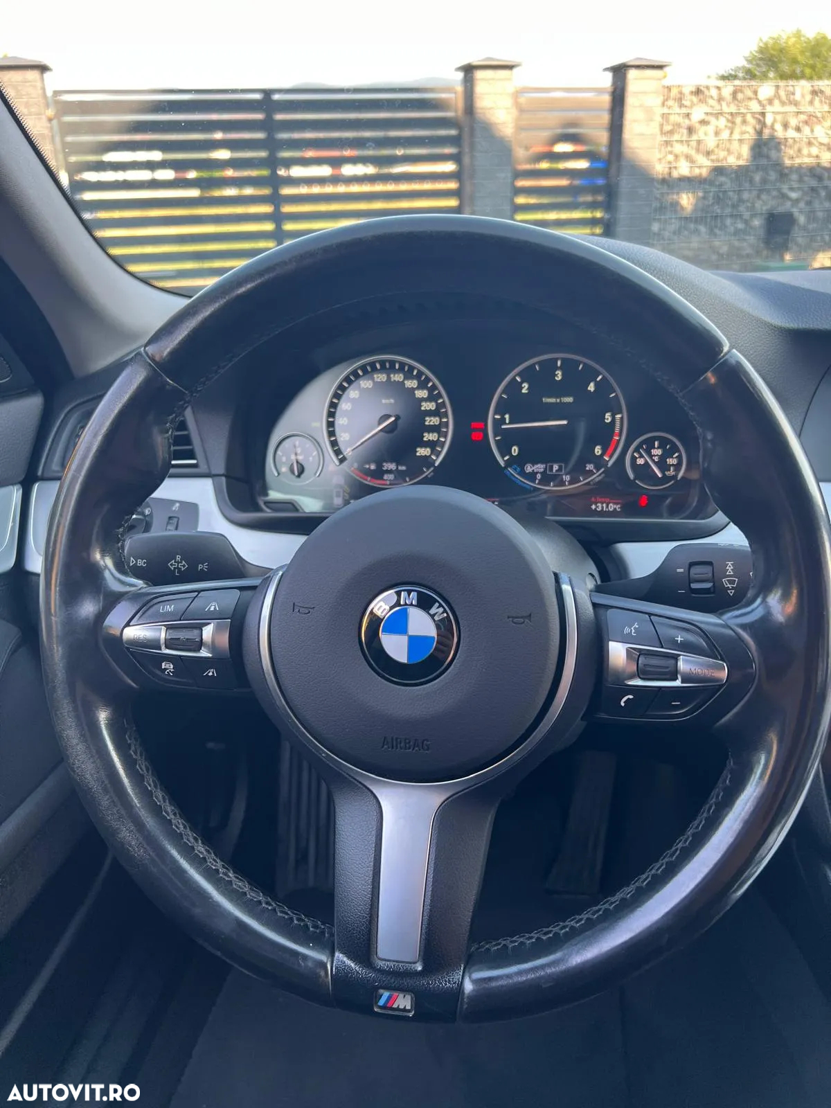 BMW Seria 5 520d - 8