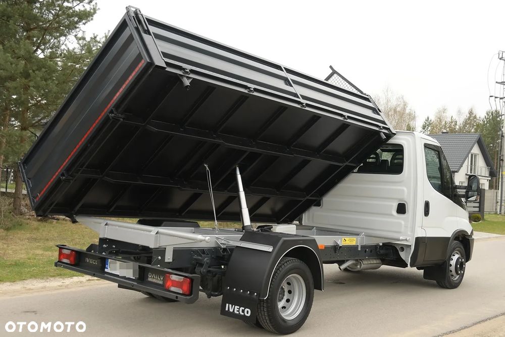 Iveco DAILY//70C17// 3.0 170 KM- podwójne tylne koła// WYWROTKA 3-stronna// Rozstaw osi 410 cm// SALON POLSKA//BEZWYPADKOWY// I WŁAŚCICIEL - 4