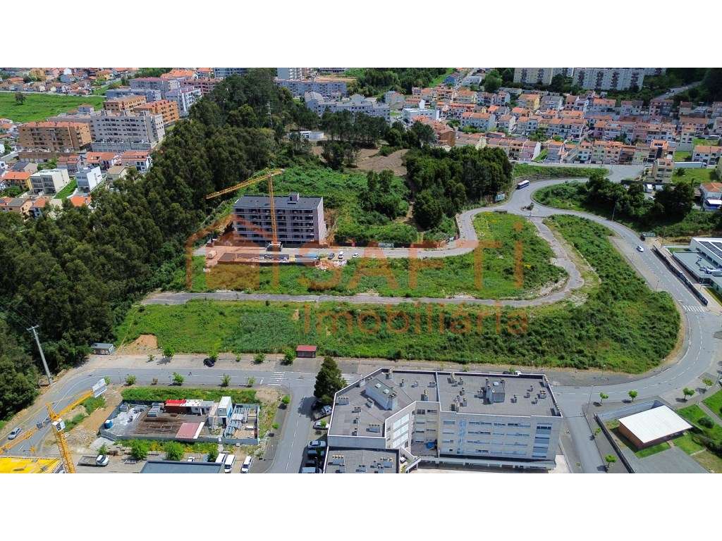 Gondomar Green Lote 11 T2 comTerraço Piso 5 Nascente/Norte - Grande imagem: 5/10