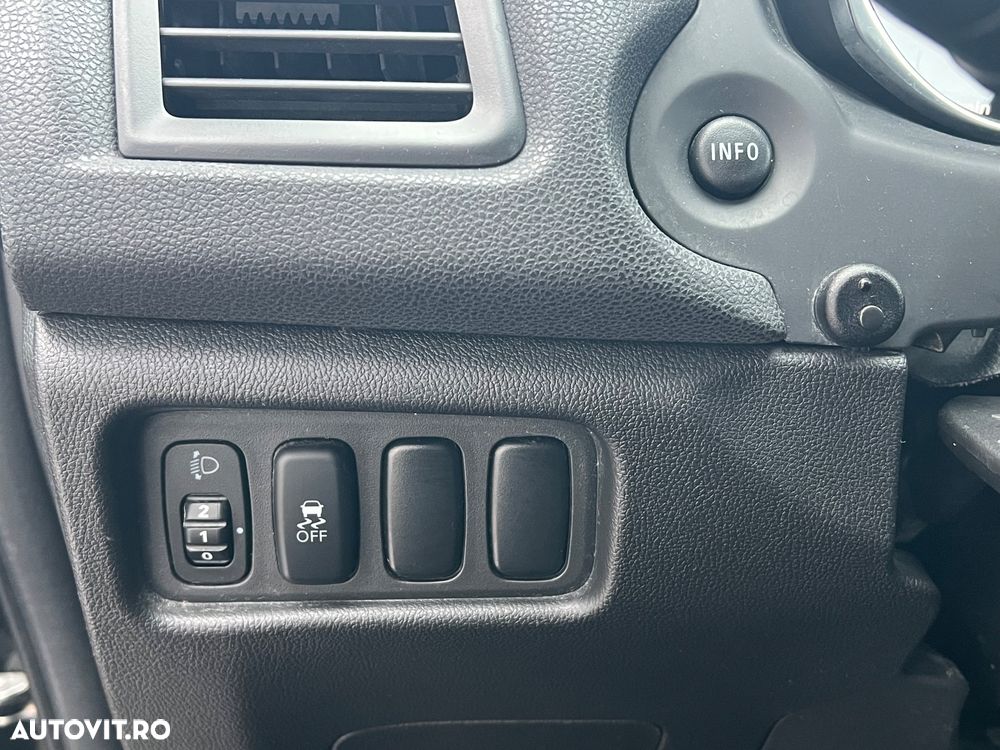 Mitsubishi ASX 1.8 DI-D 2WD Instyle - 12