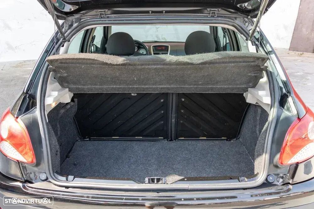 Peugeot 206+ 1.1 Urban - 8