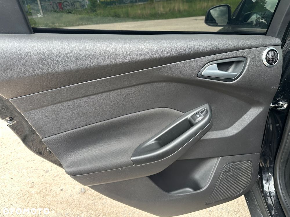 Ford Focus 1.6 TDCi DPF Titanium - 24