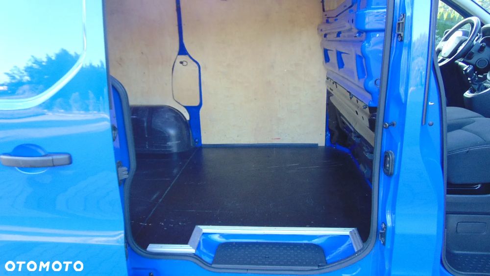 Renault TRAFIC - 19
