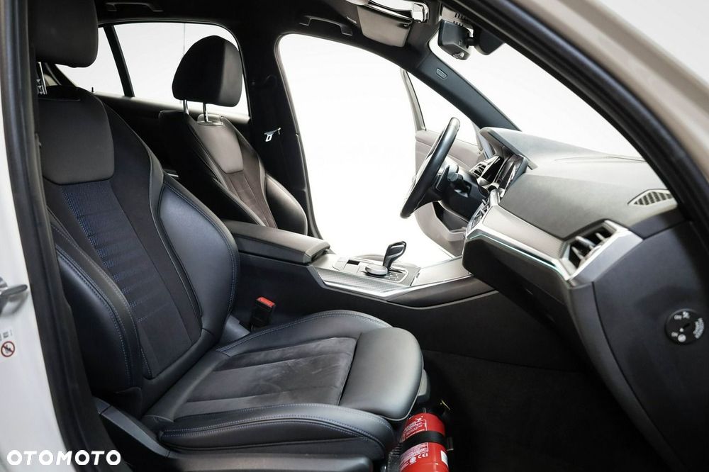BMW Seria 3 320d M Sport sport - 24