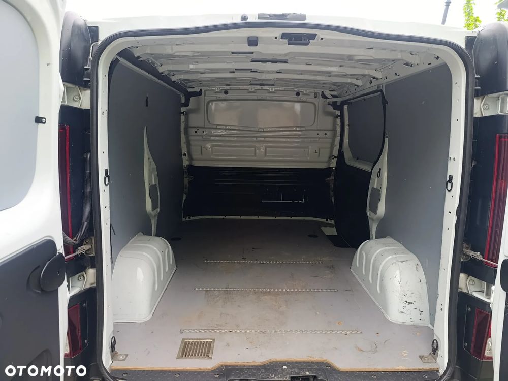 Opel VIVARO - 19
