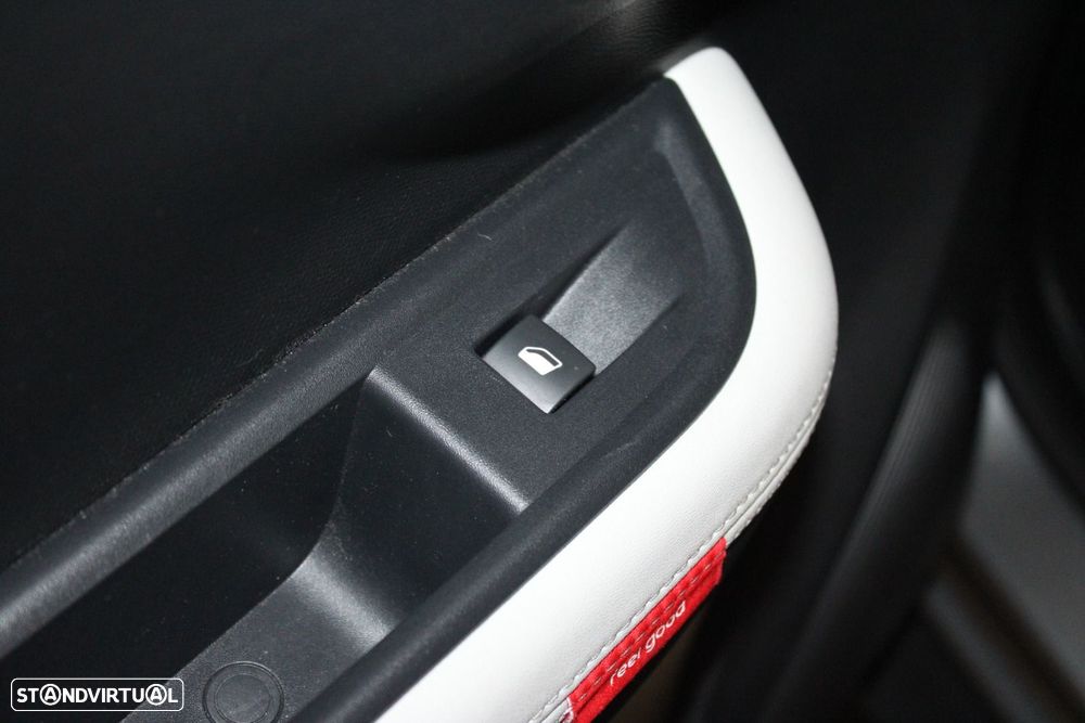 Citroën e-C3 44 kWh Autonomia Conforto Max - 28