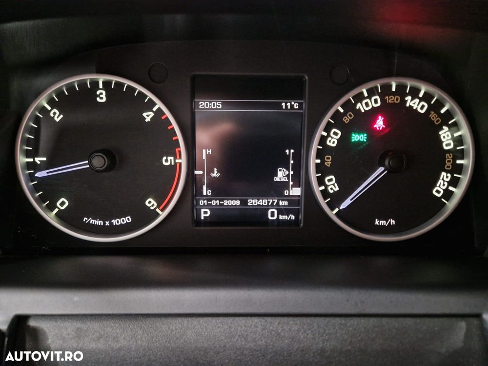 Land Rover Range Rover Sport 3.0 TDV6 HSE - 17