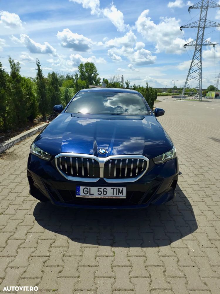 BMW Seria 5 520i AT MHEV - 2