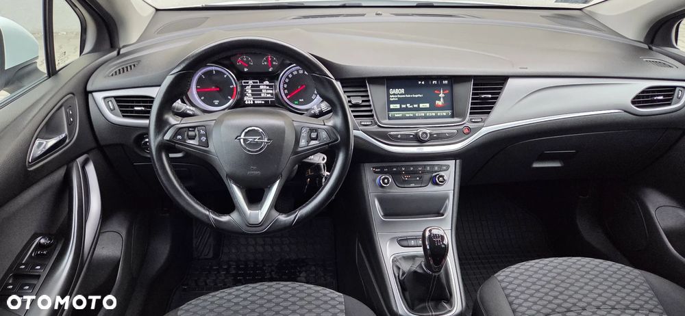 Opel Astra 1.6 CDTI Essentia - 31