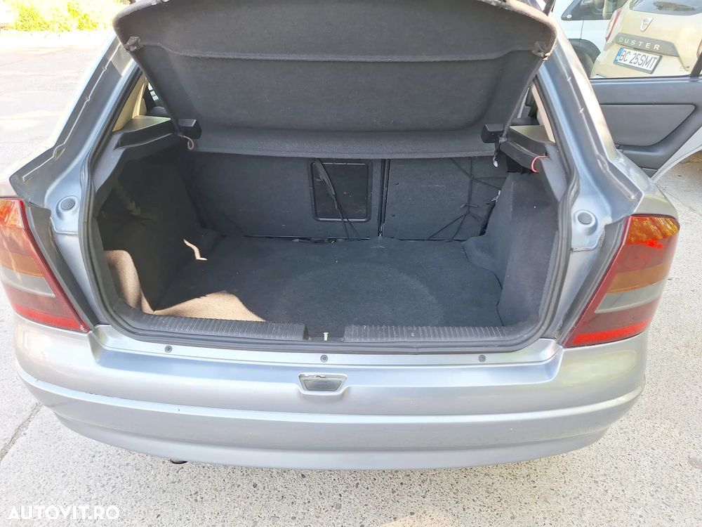 Opel Astra - 20