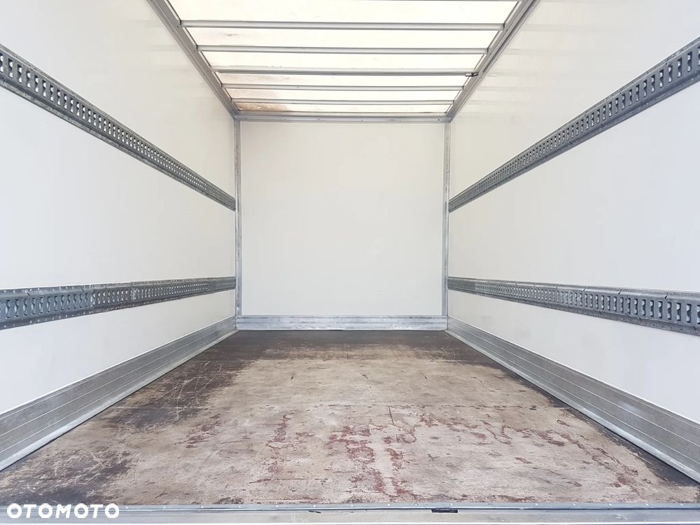 Renault MASTER KONTENER 8EP 4,23x2,23x2,24 KLIMA KRAJOWY MANUAL  6-BIEGÓW - 18